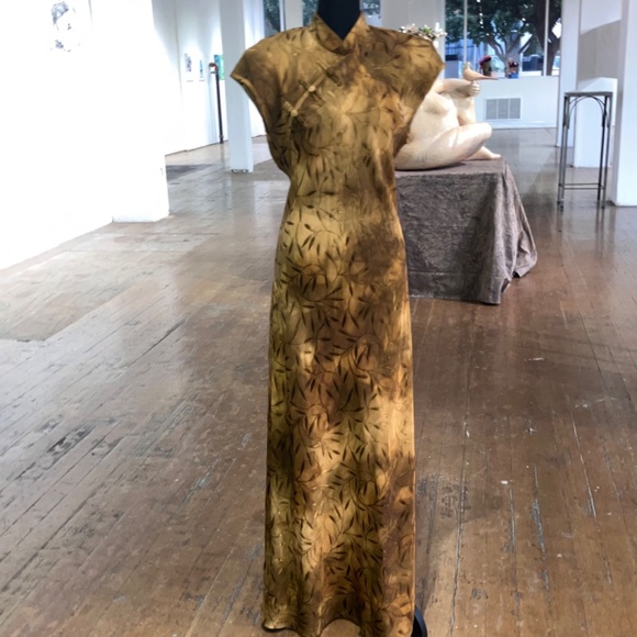 Golden brown leafs print Asian style maxi dress - Picture 4 of 15